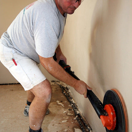 Akku-Putzbearbeitungsmaschine PFM C