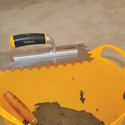 Zahnkelle halbrund mit Alu. Griff Mittelbett Zahnkelle 295x120mm