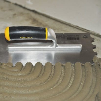 Zahnkelle halbrund mit Alu. Griff Mittelbett Zahnkelle 295x120mm